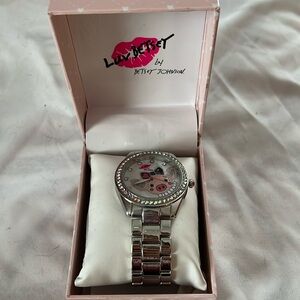 NWOT Betsy Johnson Watch